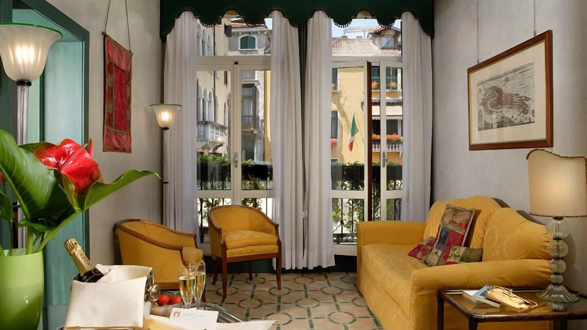 מלון ונציה Palazzo Del Giglio